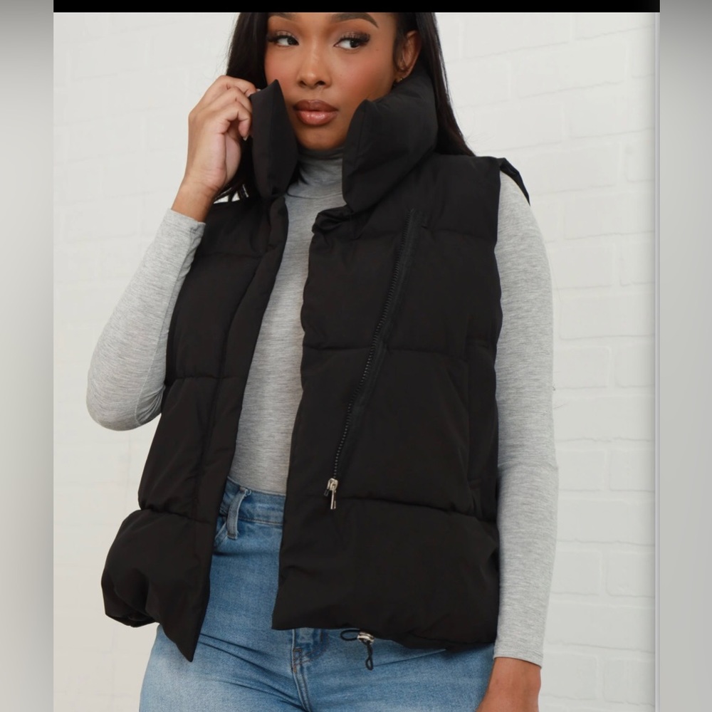 PUFFER VEST - Black